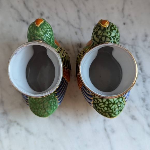 Two Vintage Japanese Moriage Kutani Chicken / Quail Egg Cups - Picture 3 of 9
